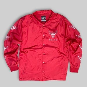 NBA Chicago Bulls Men's Red Snap Up Windbreaker Collar Coach Jacket